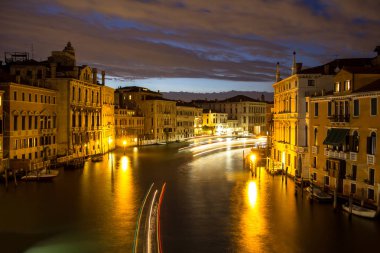 Canal Grande Accademia'nın Köprüsü, Venedik, İtalya.
