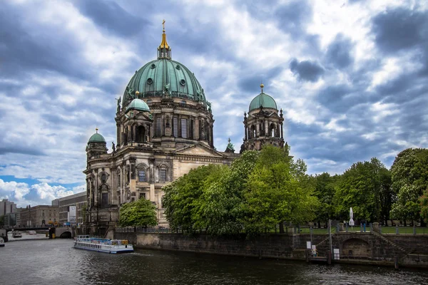 Bekijken Van Berliner Dom Berliner Dom Vanaf Brug Berlijn Duitsland — Stockfoto