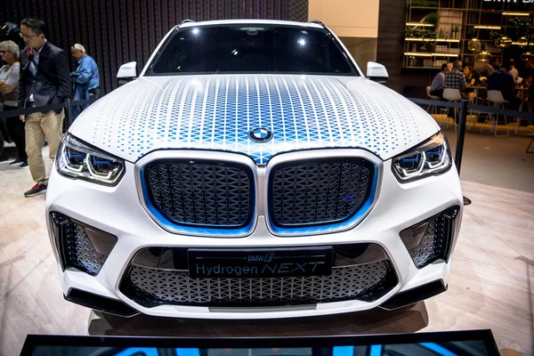 Alemania, Frankfurt - septiembre 2019, Salón Internacional del Automóvil: BMW i Hidrógeno coche eléctrico — Foto de Stock