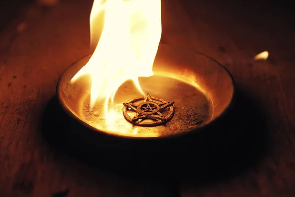 Burning Pentagram on Steel Plate — Stock Photo, Image