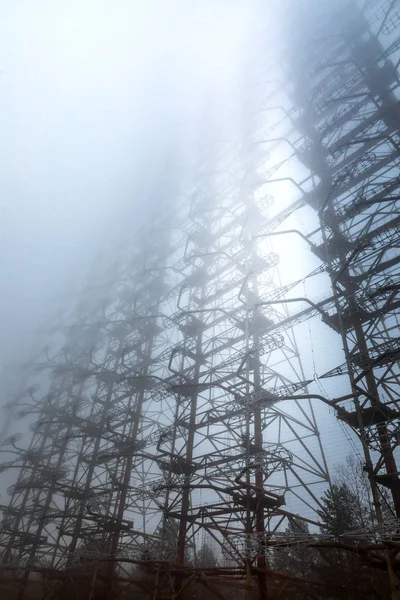 Дужский антенный комплекс в Чернобыльской зоне отчуждения 2019 — стоковое фото