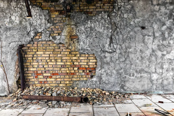 Muralla dañada abandonada — Foto de Stock