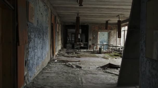 Corredor Abandonado Algunas Imágenes Abandonadas Del Edificio — Vídeos de Stock