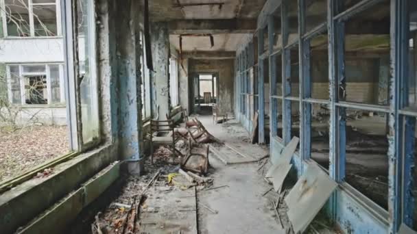 Corredor Abandonado Pripyat Chernobyl Exclusion Zone 2019 Ângulo Tiro — Vídeo de Stock