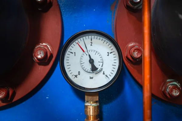 Closeup of clean pressure gauge — Stock Photo, Image