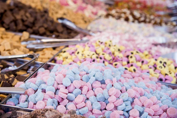 Gelee Zuckerbonbons Mehrfarbiger Hintergrund Aus Verschiedenen Bunten Bonbons — Stockfoto