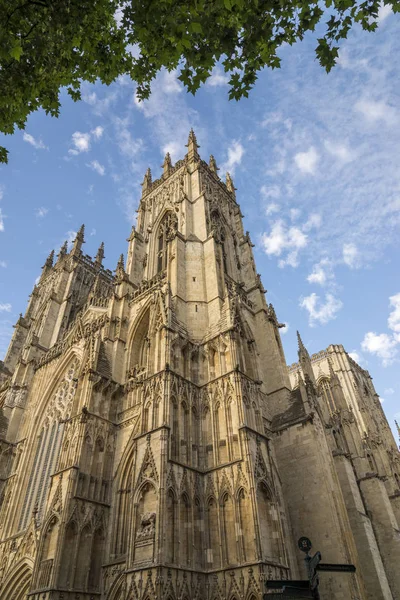 Katedral ve Metropolitical Aziz Peter Kilisesi York, York Minster bilinen Katedrali, York, İngiltere ve en büyük Kuzey Avrupa'da türünün. 3 Ağustos 2018 fotoğraf
