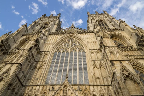 Katedral ve Metropolitical Aziz Peter Kilisesi York, York Minster bilinen Katedrali, York, İngiltere ve en büyük Kuzey Avrupa'da türünün. 3 Ağustos 2018 fotoğraf