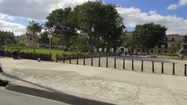 Calles Habana Con Colores Vivos Estilo Vida Cubano Día Soleado — Vídeos de Stock