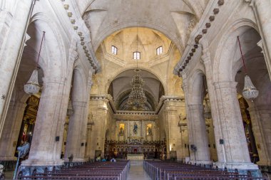 Plaza de la Catedral - eski Havana merkezi bulunan katedralde Havana iç görünümü. Ekim 2018 30 üzerinde çekilen fotoğraf