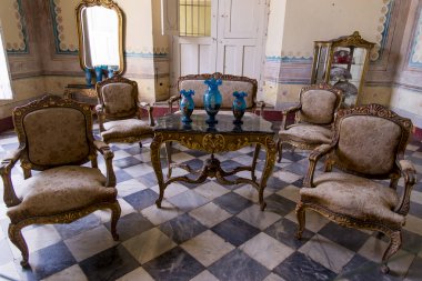 Eski bir sömürge evi içinde - Trinidad Küba