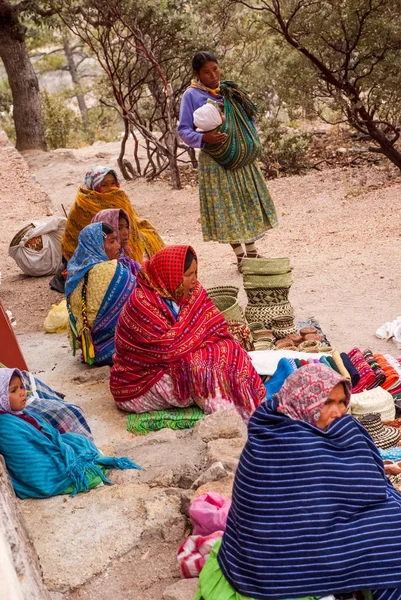 Tarahumara indická žena-měděný kaňon-Mexiko, — Stock fotografie