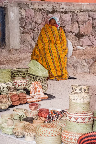 Tarahumara indisk kvinna-Copper Canyon-Mexiko, — Stockfoto