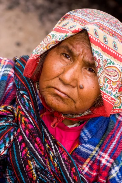Portrett av en Tarahumara-indisk kvinne i Kobberkløfta – stockfoto