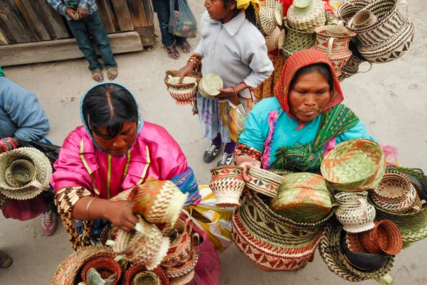 Tarahumara indická žena-měděný kaňon-Mexiko, — Stock fotografie