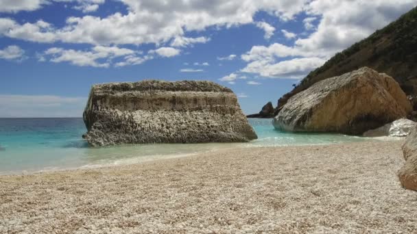 Cala Mariolu Famosa Playa Italia Cerdeña Provincia Nuoro Parque Nacional — Vídeo de stock
