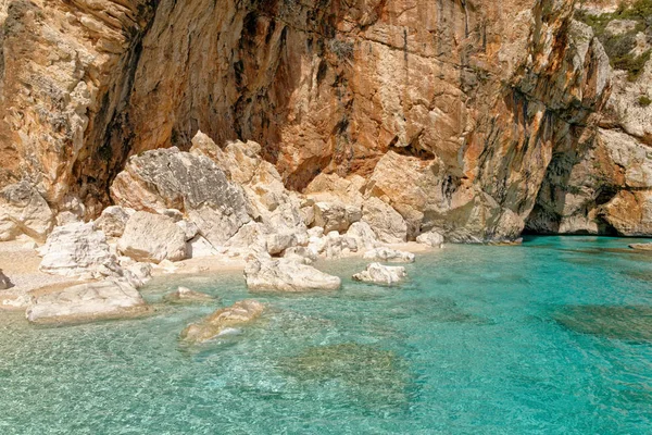 Cala mariolu strand - italien - sardinien — Stockfoto