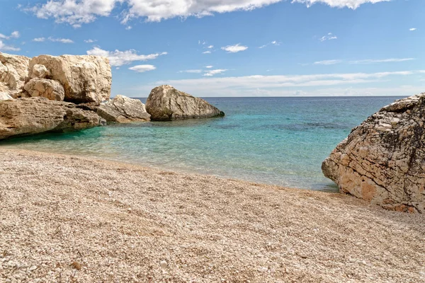 Cala Mariolu strand-Olaszország-Szardínia — Stock Fotó