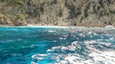 Cala Mariolu ünlü plajı. İtalya Sardinya Nuoro Eyaleti Orosei Körfezi Ulusal Parkı ve Gennargentu Cala Mariolu Dünya Mirası Listesi