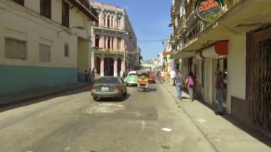 Küba, Havana, Havana Centro bölgesinde trafik - 29 Ekim 2018