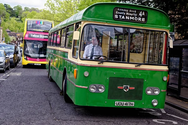 Événement bus vintage à Winchester — Photo