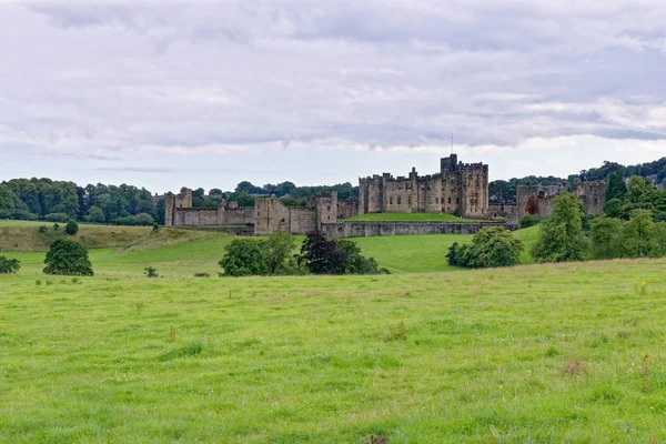 Alnwick Castle-Northumberland-Wielka Brytania — Zdjęcie stockowe