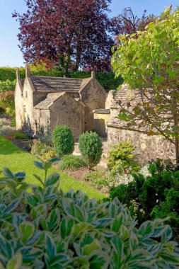Bourton 'da Sudaki Ünlü Manken Köyü