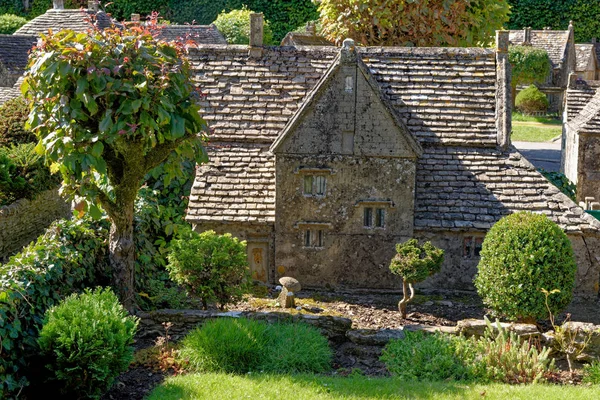 Famous Model Village em Bourton on the Water - Reino Unido — Fotografia de Stock