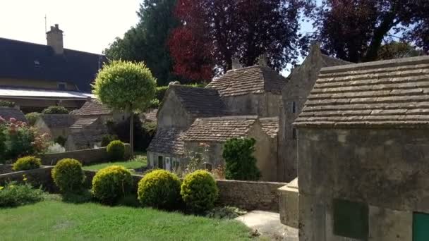 Famous Model Village Bourton Water Cotswolds Gloucestershire Inglaterra Foto Tomada — Vídeos de Stock