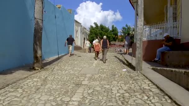 キューバのトリニダードの歴史的都市 トリニダードはキューバ中央部の町で 植民地時代の古い町や石畳の通りで知られている 2019年11月3日 — ストック動画