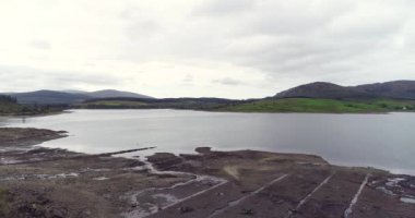 Clatteringshaws Gölünün, Galloway Orman Parkı, Dumfries ve Galloway 'in havadan görünüşü - Birleşik Krallık