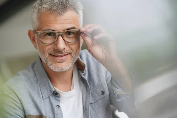 Homme Âge Moyen Avec Des Lunettes Mode — Photo