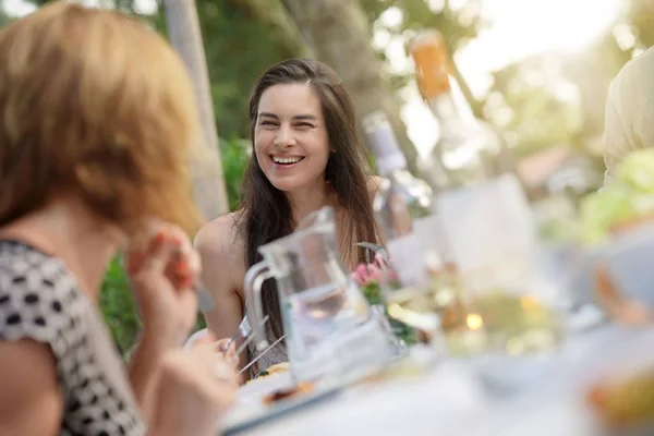 Cheerful Woman Barbecue Party — Stock Photo, Image