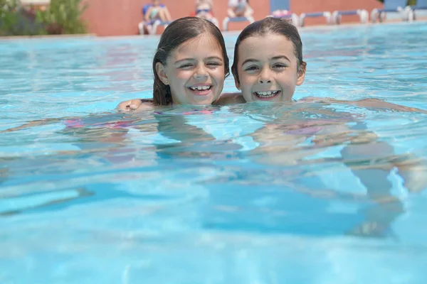 Porträt Jähriger Kinder Schwimmbad Des Resorts — Stockfoto