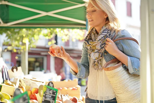 Middle Aged Woman Green Market — Stock Photo, Image