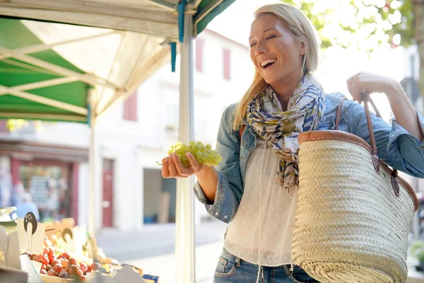Middle Aged Woman Green Market — Stock Photo, Image