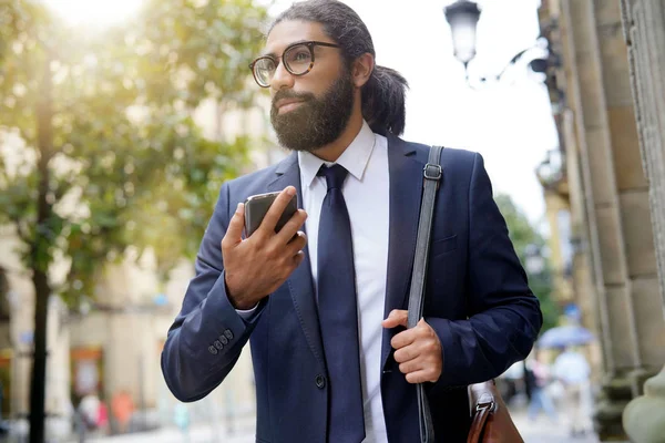 Businessman Walking Work Smartphone Hand — Stock Photo, Image