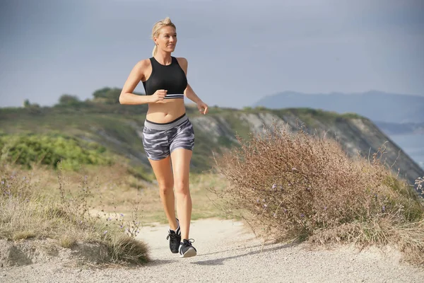 Middle Aged Woman Running Sea — Stock Photo, Image