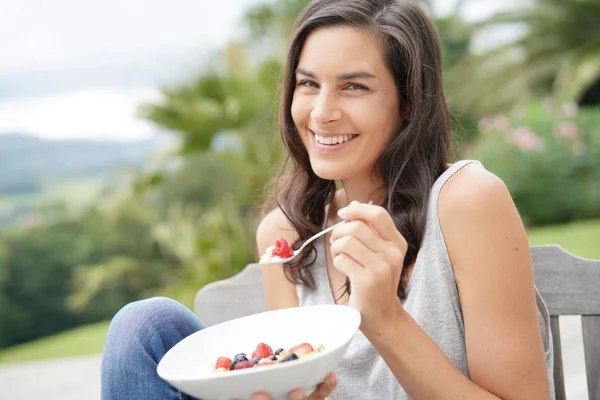 Brunette Woman Having Healthy Breakfast Home — Stock Photo, Image