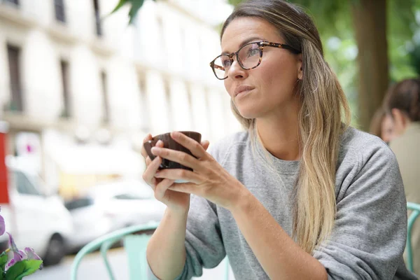 Woman Having Coffee Whilst Looking Out Pensive Manner — Stock Photo, Image