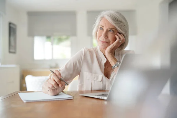 Elderly Woman Working Computer Home — Stock Photo, Image