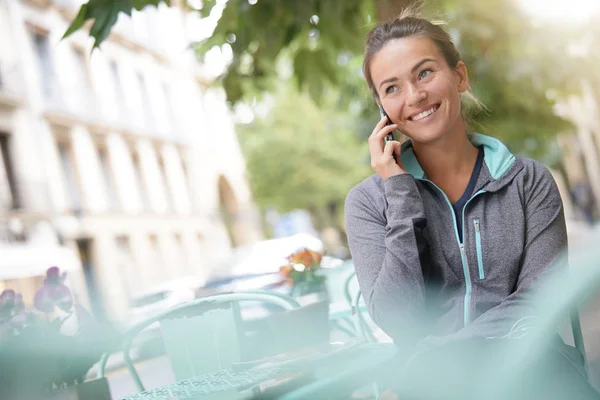 Woman Coffee Shop Talking Her Cellphone — Stock Photo, Image