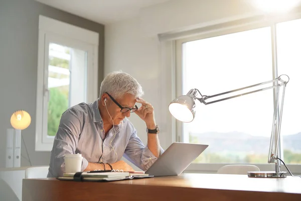 Mature Man Working Office — Stock Photo, Image