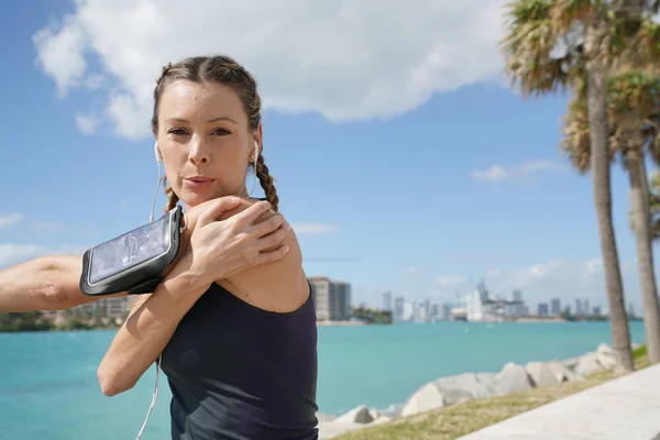 Fit Sporty Woman Stretching Outdoors Sunny City — Stock Photo, Image