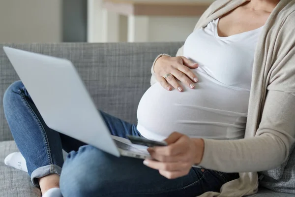 Closeup Pregnant Woman Buying Internet — Stock Photo, Image