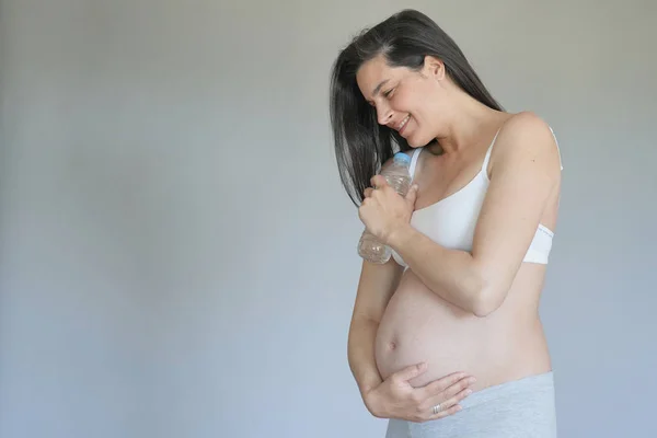 Pregnant Woman Holding Bottle Water Isolated — Stock Photo, Image