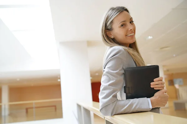 Attractive Businesswoman Contemporary Office — Stock Photo, Image