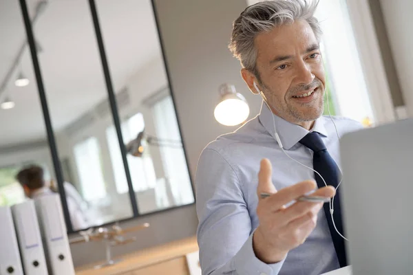 Businessman Video Call Contemporary Office — Stock Photo, Image