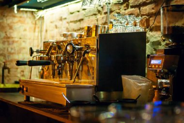 Geleneksel Espresso kahve makinesi yakın çekim.