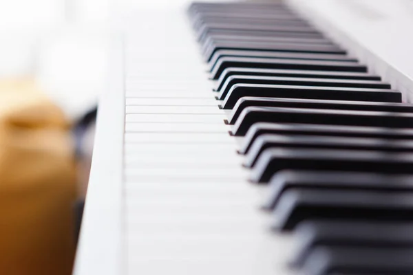 Close Black White Piano Keys Shallow Deep Field — Stock Photo, Image